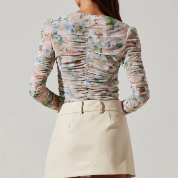 ASTR THE LABEL MISSOULA TOP - Picture 3 of 5